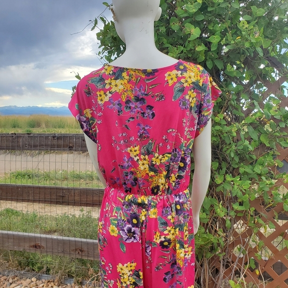 Harlow & Rose Romper Jumpsuit Floral Pink Purple and Yellow Flutter Sleeve NWOT - Picture 15 of 16